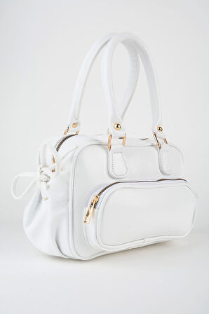 Kadın Mila Beyaz Kırışık Parlak Suni Deri Fermuar Kapama Askılı El Kol Ve Omuz Çantası