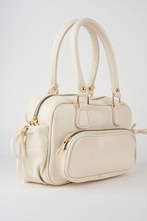 Kadın Krem Kırışık Parlak Suni Deri Fermuar Kapama Askılı El Kol Ve Omuz Çantası