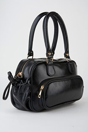 Kadın Mila Siyah Kırışık Parlak Suni Deri Fermuar Kapama Askılı El Kol Ve Omuz Çantası