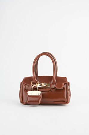 Kadın Kasa Taba Charm Hediyeli Tasarım Çevirme Kilit Kapama El Kol Ve Omuz Çantası