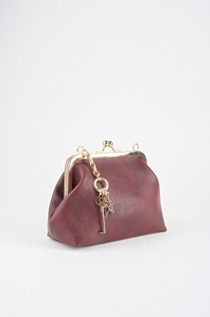 Kadın Bordo Anahtar Charm Hediyeli Burs Kapama Astarlı El Kol Ve Omuz Çantası