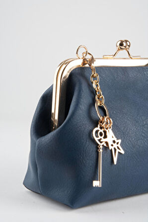 Kadın Lacivert Anahtar Charm Hediyeli Burs Kapama Astarlı El Kol Ve Omuz Çantası