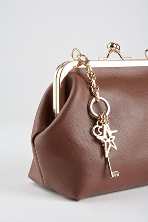 Kadın Taba Anahtar Charm Hediyeli Burs Kapama Astarlı El Kol Ve Omuz Çantası