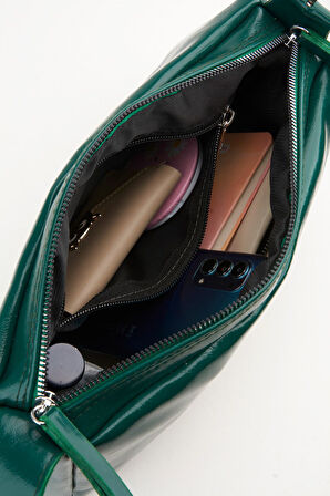 Kadın Hatmi Yeşil Baget Tasarım Askılı Astarlı Suni Deri Fermuar Kapama El Ve Omuz Çantası