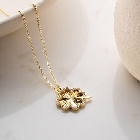 Vaoov 925 Ayar Gümüş Dokulu ve Taşlı Yonca Kolye