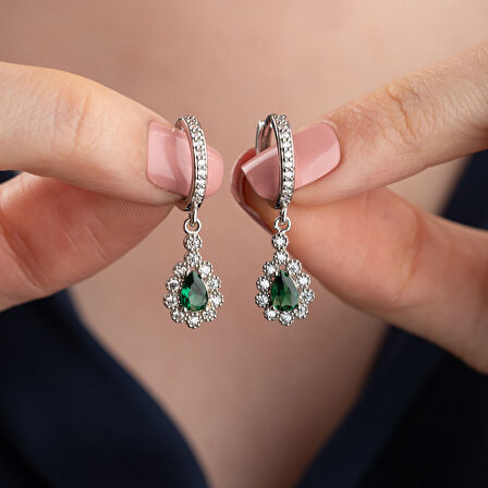 925 Ayar Gümüş Yeşil Damla Taşlı Küpe