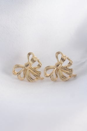 Pirinç Gold Renk Fiyonk Küpe 5886