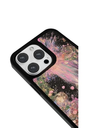 iPhone 15 Pro Uyumlu Desenli Parlak Tasarım Telefon Kılıfı - Je Taime Çiçek Bahçesi