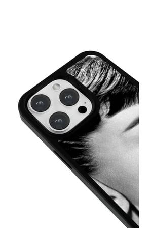 iPhone 16 Pro Uyumlu Desenli Parlak Tasarım Telefon Kılıfı - Siyah Beyaz Portre