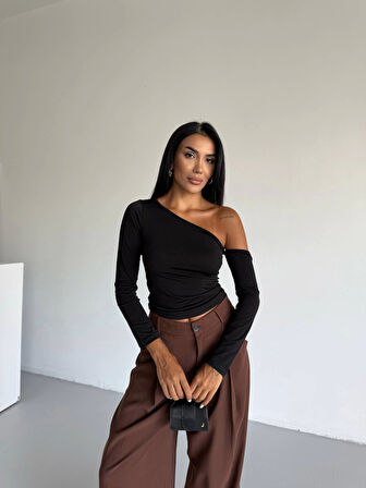 Omuz detaylı kollu bluz siyah f2336