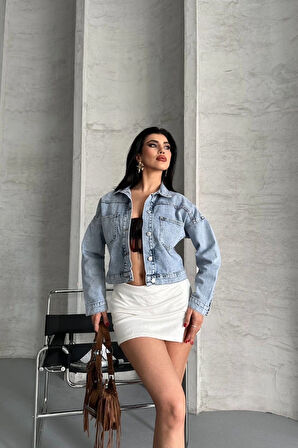 Çift cepli kol katlamalı kar yıkama crop kot ceket buz mavi d2000