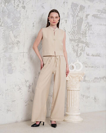 Broşlu yelek pantolon takım bej s255821