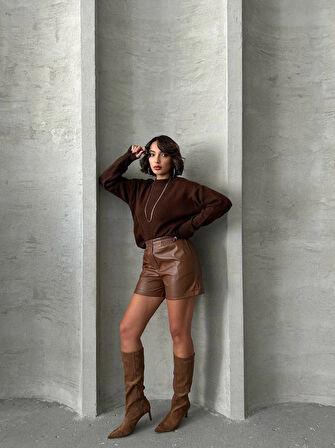 Beli lastikli çıtçıtlı deri şort kahve w241007