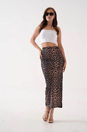 Uzun yırtmaçlı ince kumaş etek leopar