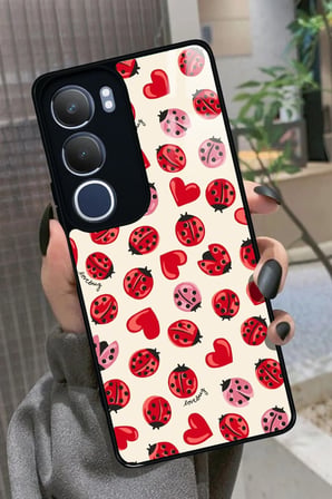 Vivo Y19s Uyumlu Uğur Böceği Tasarımlı Parlak Silikon Kılıf