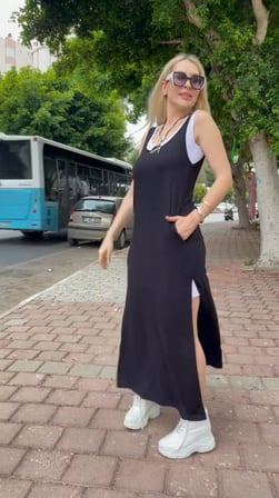 Kadın Askılı Yuvarlak Yakalı Cepli Yırtmaç Detaylı Viskon Elbise Ve Atlet Ikili Takım