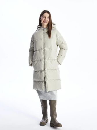 Kadın Kapüşonlu Düz Şişme Mont