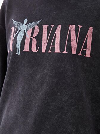 Bisiklet Yaka Nirvana Baskılı Uzun Kollu Oversize Kadın Sweatshirt