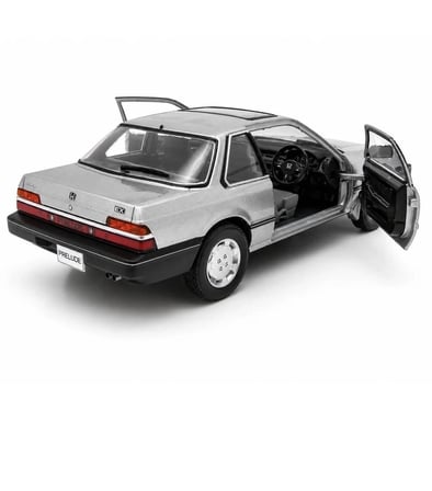 Whltwbox 1:24 Honda Prelude EX 1985 Model Araç