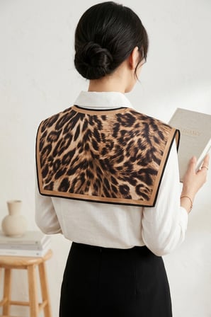 Walkenzo Wildline Leopar Desenli Kadın Omuz Şalı – Fular Yaka (Yakalık)
