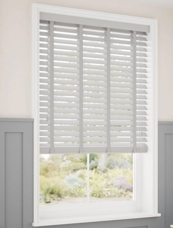 Wooden Blinds %100 Doğal Ahşap Jaluzi Perde 50mm,Alüminyum Kasalı Yüksek Kaliteli - Açık Gri (KURDELALI)
