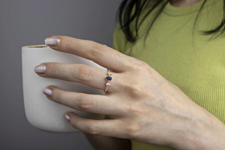 Oval Ve Baget Taşlı 925 Ayar Minimal Rose Gümüş Yüzük