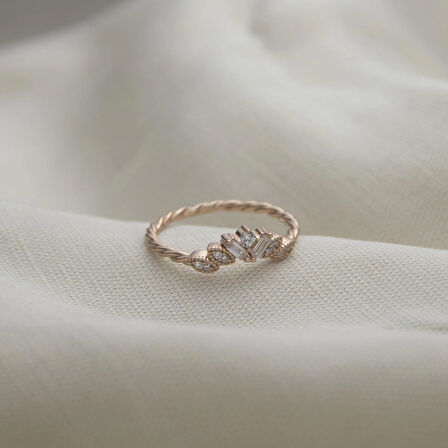 Kraliçe Tacı 925 Ayar Minimal Rose Gümüş Yüzük