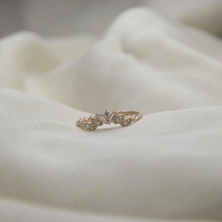 Kraliçe Tacı 925 Ayar Minimal Rose Gümüş Yüzük