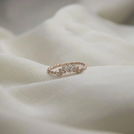 Kraliçe Tacı 925 Ayar Minimal Rose Gümüş Yüzük