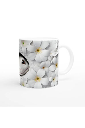 Beyaz Çiçekler Arasında Sevimli Semender Temalı Baskılı Kupa Bardak