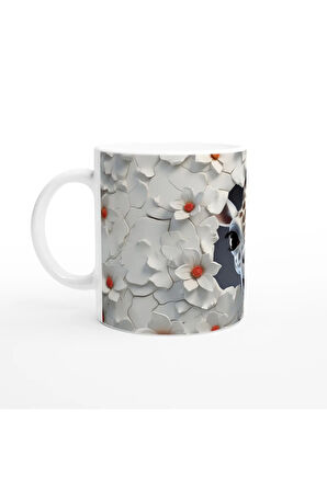 Beyaz Çiçekler Arasında Zürafa Temalı Baskılı Kupa Bardak