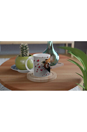 Kalp Kırığı Arasından Bakan Kırmızı Panda Çifti Temalı Baskılı Kupa Bardak