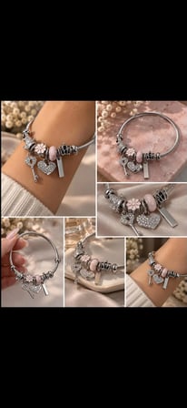 Pembe Charm Detaylı Gümüş Bileklik – Anahtar & Kalp Figürlü