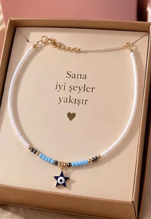  Nazar Boncuklu Yıldız Uçlu Beyaz Mavi Boncuk Kolye