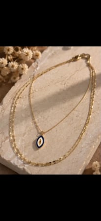 Altın Renk Çift Katmanlı Nazar Boncuklu Kolye