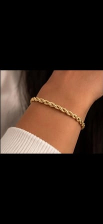 Kadın Gold Burgulu Zincir Bileklik – Zarif ve Minimal Paslanmaz Çelik Bileklik