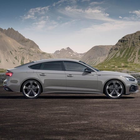 Sağ Ön Kapı Kolu Led Lambası 8W0947134 Audi A5 Sportback ile uyumlu 2020-2024