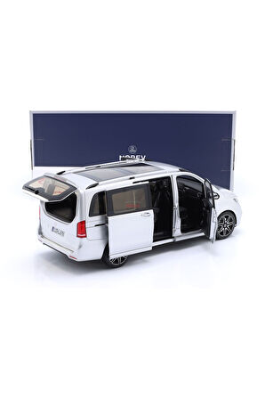 Mercedes-Benz V class AMG-Line minibus 1/18 Beyaz