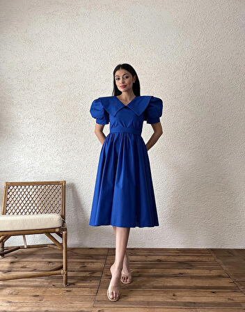 Saks Mavisi Büyük Yakalı Kloş Poplin Elbise