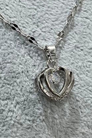 Gümüş Renk Singapur Zincirde Kalp Tektaş Detaylı Vip Solmaz Kararmaz Çelik Kolye - 3046