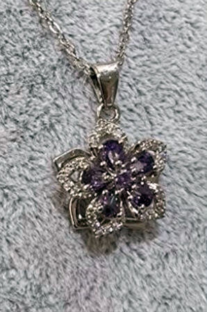 Gümüş Renk Sf Zincir Mor Taşlı Ucu Dönen Vip Solmaz Kararmaz Çelik Kolye - 3067