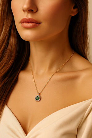 Altın Renk Kare Yeşil Taş Sf Zincir Çelik Kolye - 3661