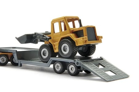 Siku 1616 Low Loader Ön Yükleyici Taşıyıcı Tır Çekici Kepçeli İş Makinesi Modeli Dorseli Set 15.8 CM