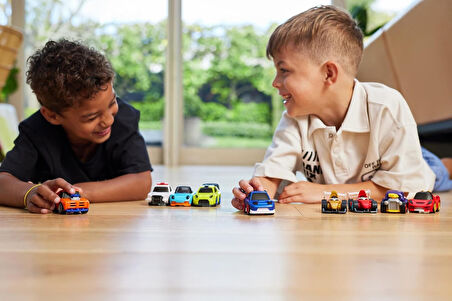 1 ADET - Mini Brands Make A Racer Araba Sürpriz Paket - 1 ADET