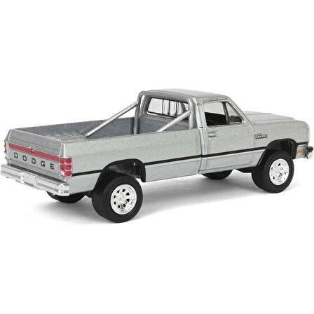Greenlight 1/64 All-Terrain Series 16- 1992 Dodge Ram D250 Power Ram