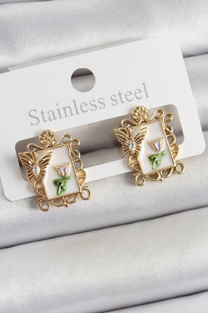 Pirinç Beyaz Mineli Sanatsal Portre Model Gold Renk Kadın Küpe -1492