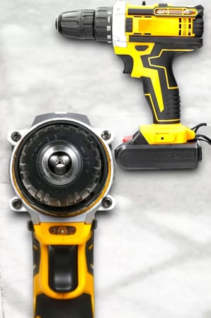 Metal Dişli 24W Akülü Matkap -Çift Bataryalı ve LED Çalışma Işığı ile Tam Set