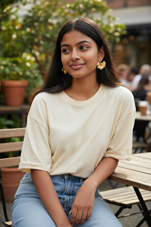 VividCharm Çiçek Model Küpe