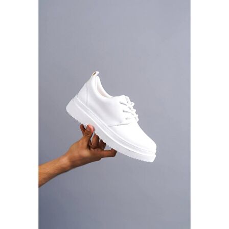 Xramburada  Beyaz Cilt Bağcıklı Günlük Erkek Ayakkabı