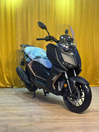 REGAL RAPTOR X-SUV 250 MAX SCOOTER - 2025 MODEL